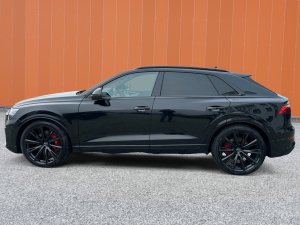 Audi SQ8 SUV TFSI quattro tiptronic