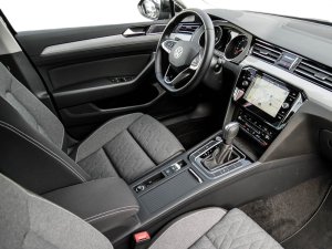 Volkswagen Passat Variant 1.5 TSI DSG Business