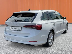 Skoda Octavia Combi 2.0TDI DSG Style
