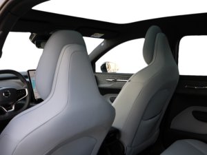 Volvo EX30 Twin Ultra Performance AWD 