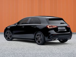 Mercedes-Benz A 180 AMG Line 