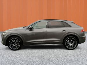 Audi Q8 55 TFSI quattro tiptronic