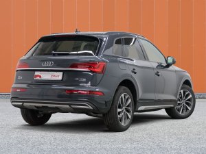 Audi Q5 45 TFSI quattro S-Tronic Advanced
