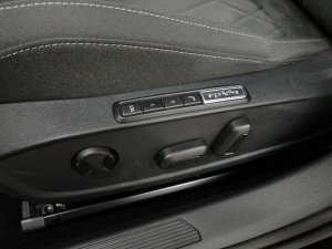 Volkswagen VW Golf VIII Variant 2.0 TSI Style DSG 4motion 