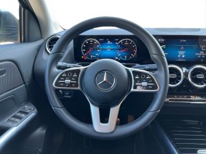 Mercedes-Benz GLA 250 Progressive 4matic