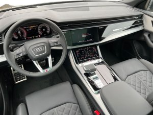 Audi Q8 SUV 50 TDI quattro tiptronic 