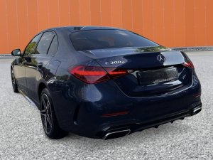 Mercedes-Benz C 300 e AMG Line 4matic