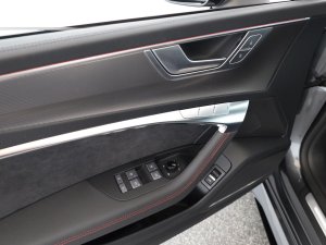 Audi RS 7 Sportback 4.0 TFSI quattro  T-Tronic 