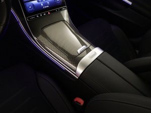 Mercedes-Benz C 300 e AMG Line 4matic