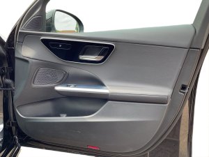 Mercedes-Benz C 300 e T Avantgarde 