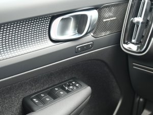 Volvo XC40 B4 AWD DKG Ultimate Dark