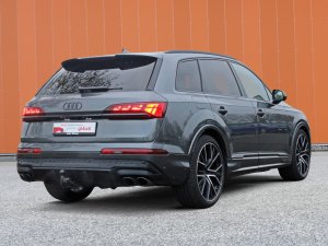 Audi SQ7 SUV 4.0 V8 TFSI quattro T-Tronic 