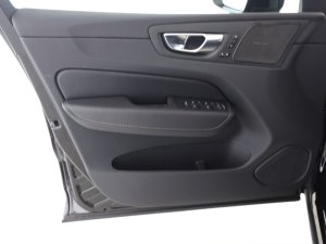 Volvo XC60 B5 AWD DKG Plus Dark