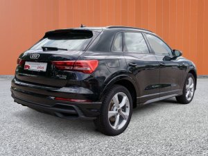 Audi Q3 40 TDI S-Line quattro S-Tronic 