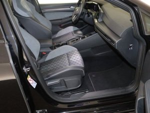 Volkswagen Golf VIII 2.0 TSI R-Line DSG 4motion 