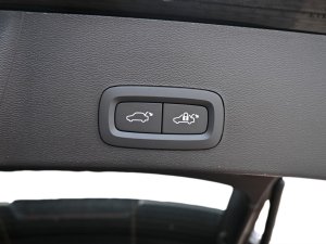 Volvo XC40 B4 AWD DKG Ultimate Dark