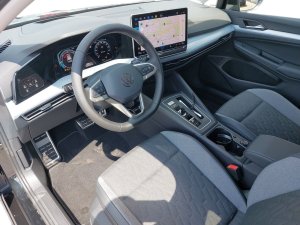 Volkswagen Golf VIII 2.0 TDI DSG Goal