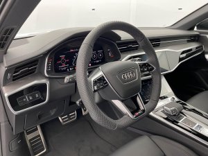 Audi RS6 Avant 4.0 V8 TFSI performance quattro T-Tronic 