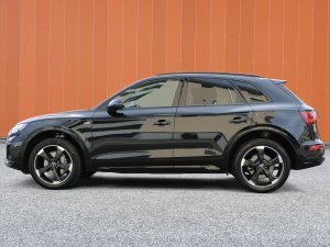 Audi Q5 40 TFSI quattro S-Tronic S-Line