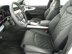 Audi Q8 SUV 50 TDI quattro tiptronic 