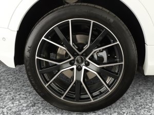 Audi Q8 SUV 50 TDI quattro tiptronic 