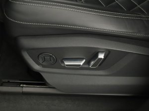 Audi Q8 SUV 50 TDI quattro tiptronic 