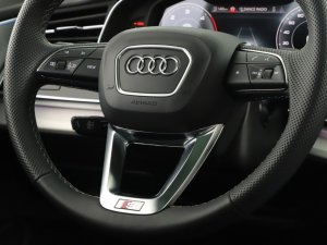 Audi Q8 SUV 50 TDI quattro tiptronic 