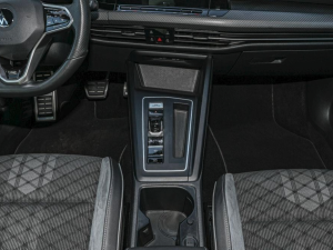 Volkswagen Golf VIII 2.0 TSI DSG 4Motion  R-Line