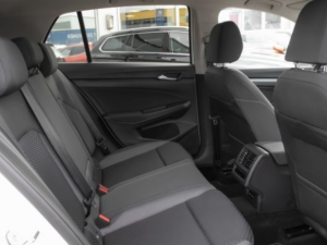 Volkswagen Golf VIII 2.0 TDI Active DSG 