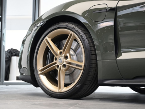 Porsche Taycan GTS Sport Turismo
