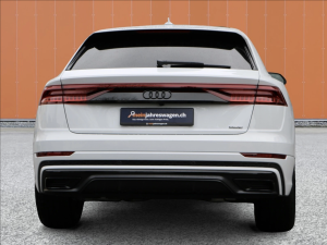 Audi Q8 50 TDI quattro T-Tronic 
