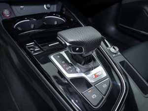 Audi S4 Avant 3.0 V6 TDI quattro T-Tronic 
