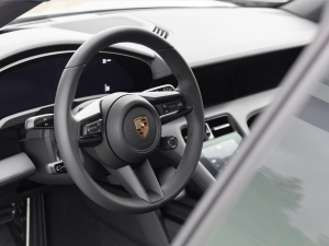 Porsche Taycan 4 Cross Turismo