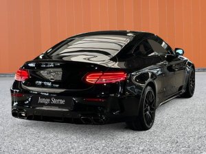 Mercedes-Benz C 63 S AMG Coupé 