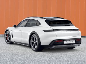 Porsche Taycan 4S Cross Turismo