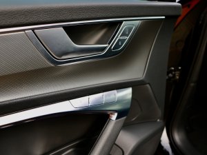 Audi A6 Avant 45 TDI Sport quattro tiptronic
