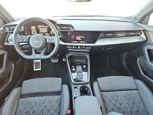 Audi S3 Sportback 2.0 TFSI quattro S-Tronic 